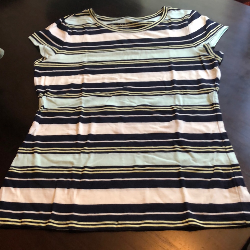 NWOT The Limited t-shirt with cap sleeves